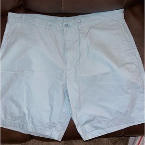 PATAGONIA size 40 men’s shorts .